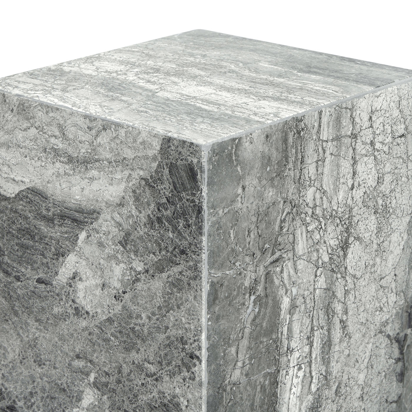 TI 1739 406 12 – Cubic Pedestall Marble Grey River 25x25x70cm (3)