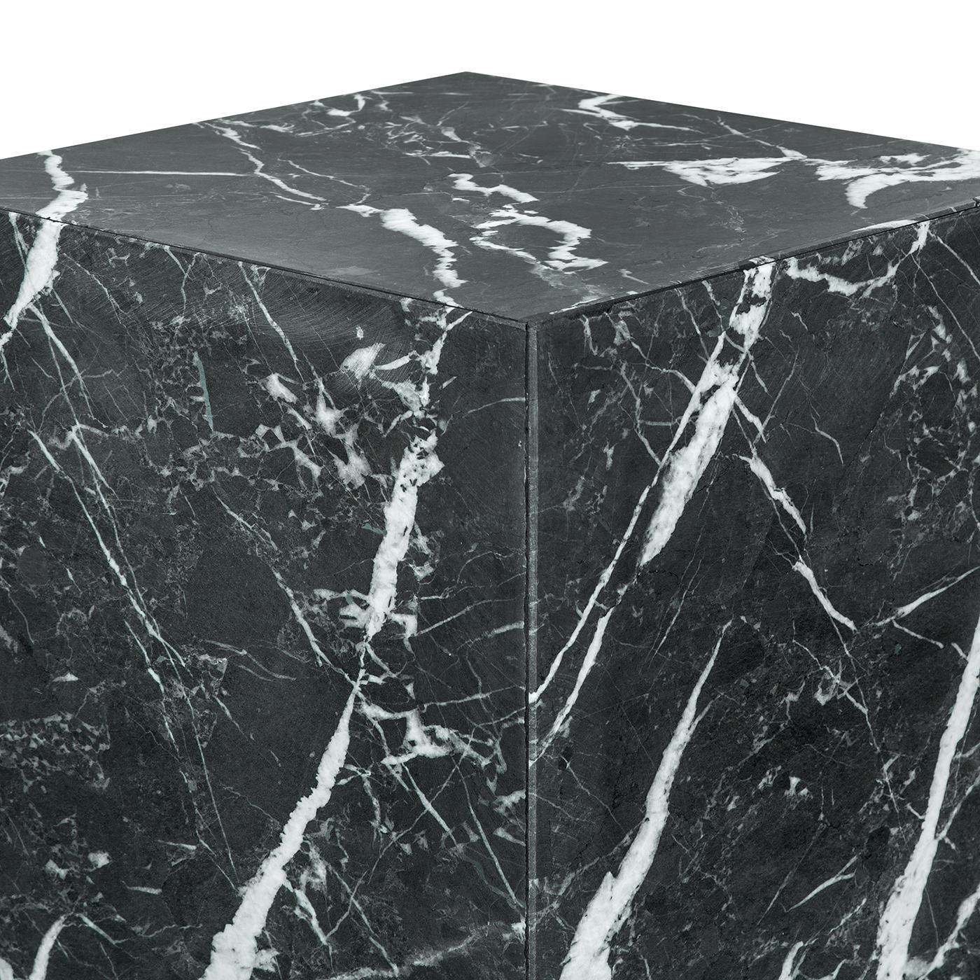 TI 1739 409 12 – Cubic Pedestal Marble Black Alanya 35x35x90cm (3)